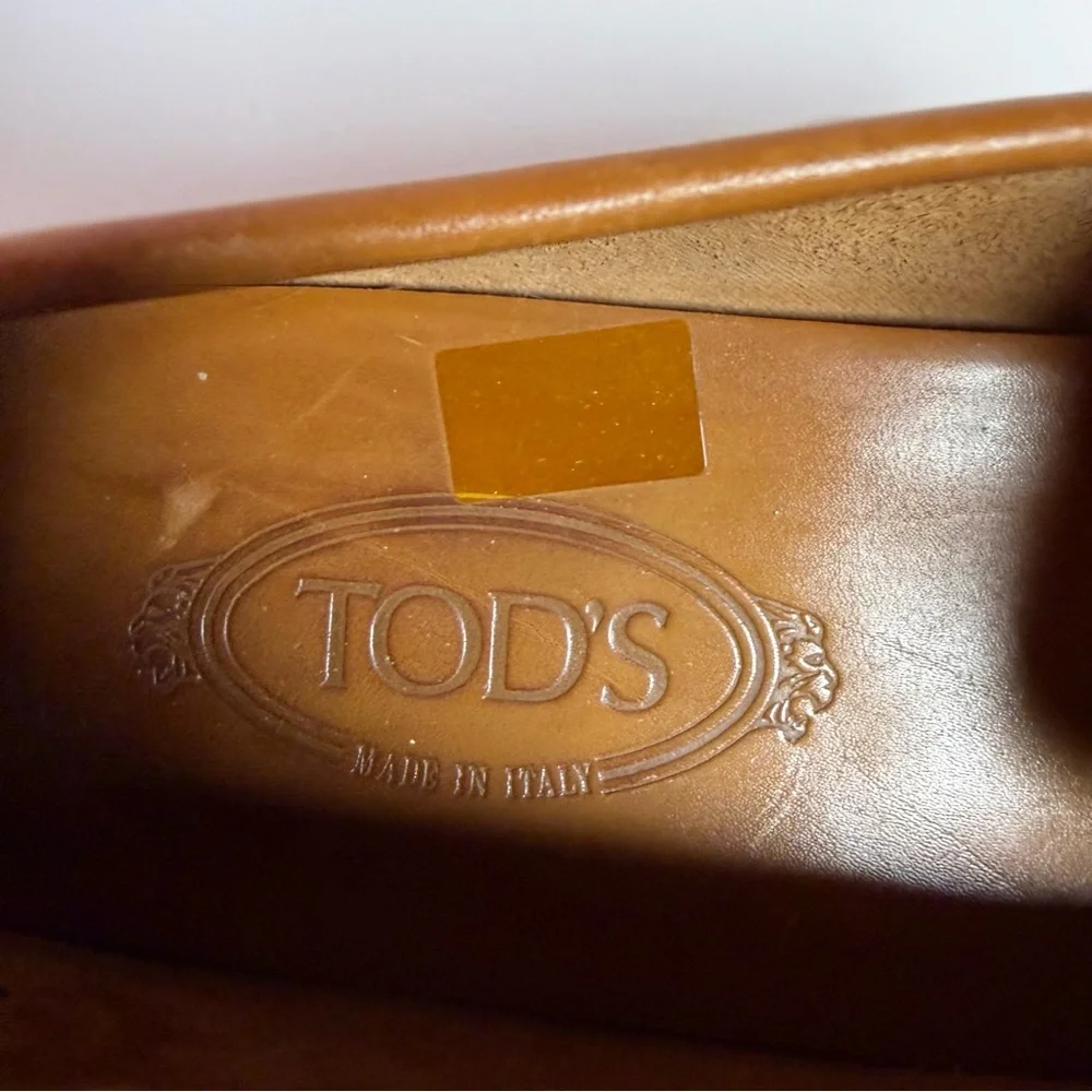 Tod’s Brown Leather Driving Loafers Mens Size 10 Italy Rubber Stud Sole Italy